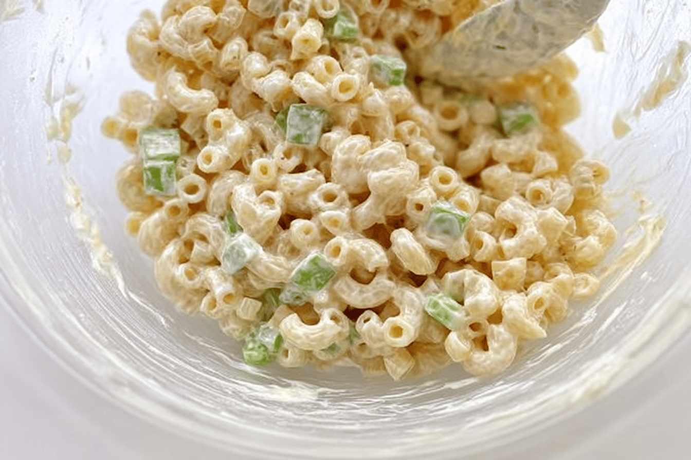 Grandma's Classic Macaroni Salad