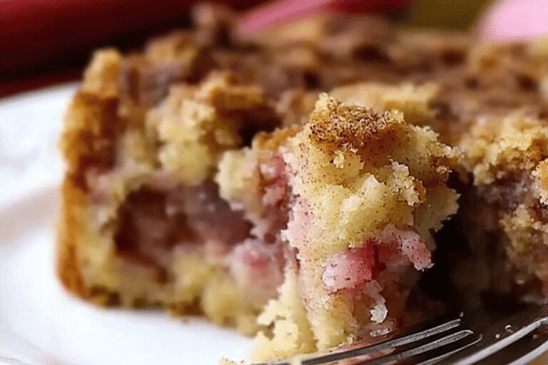 The Best Rhubarb Cake