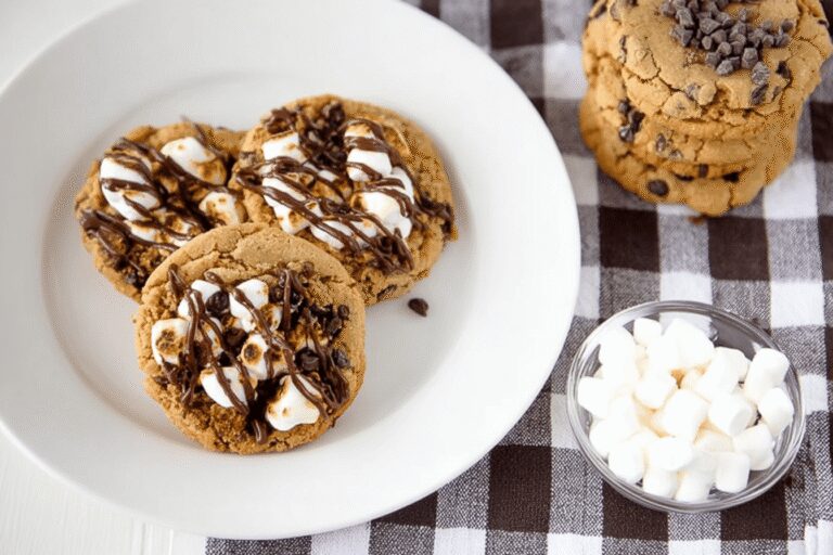 S'mores Crumbl Cookies