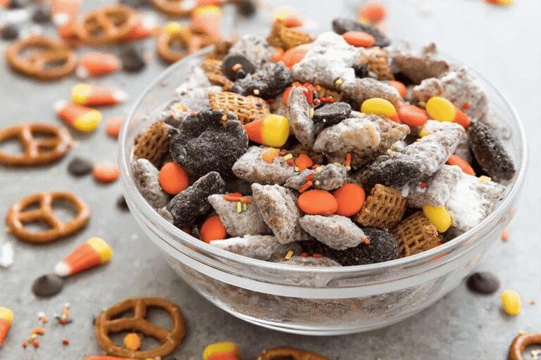 Halloween Chex Mix Muddy Buddies